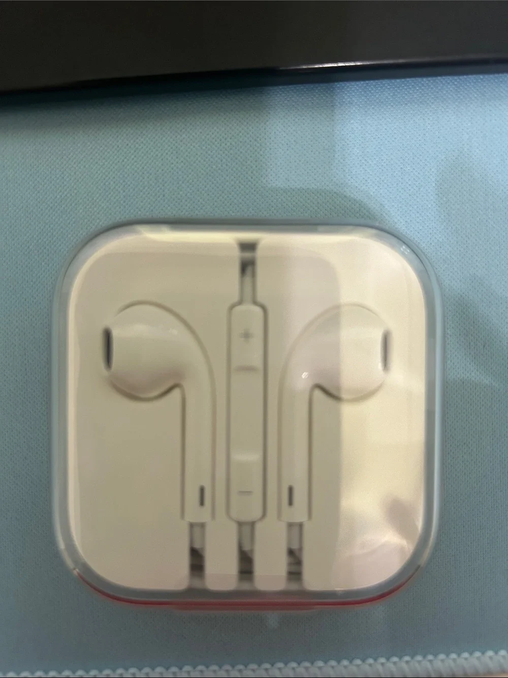 New Apple White Wired Earbuds with Inline Remote - Compatible Cell Phone Headset